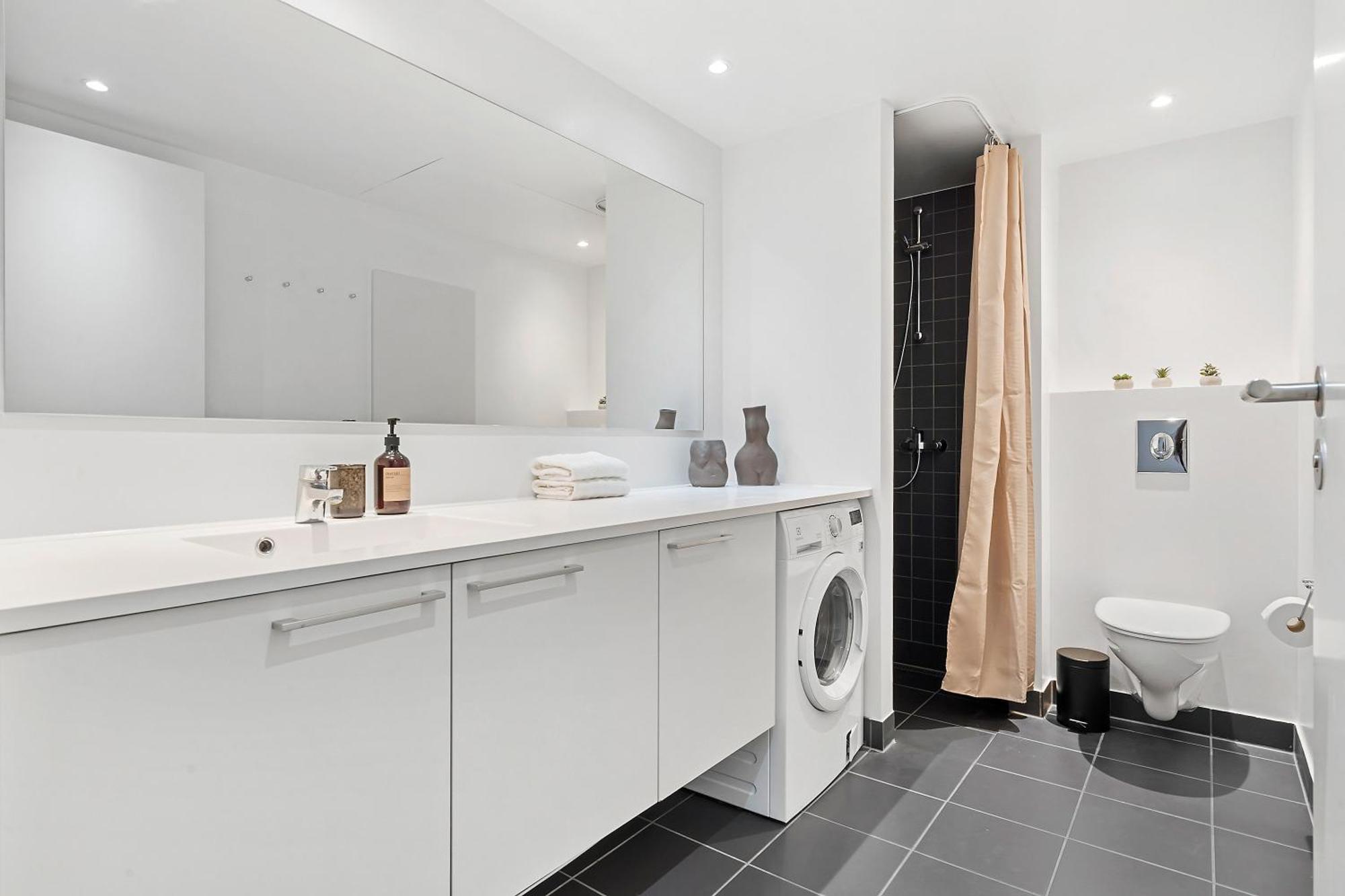 A Stylish Getaway In Modern Surroundings Apartment Arhus Bagian luar foto